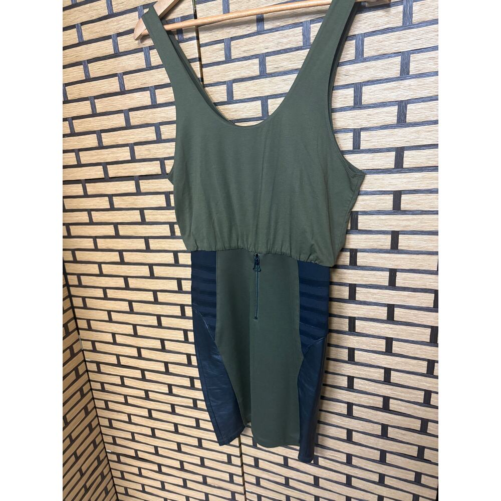 Alice & Olivia Olive And‎ Black Dress Size 2 - Picture 2 of 10